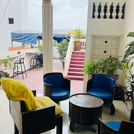 Illiyin Boutique Hotel ダカール エクステリア 写真