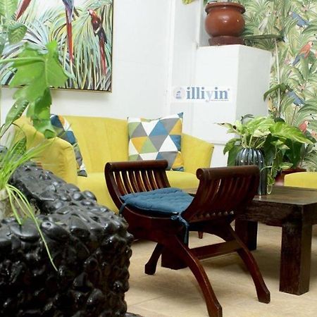 Illiyin Boutique Hotel ダカール エクステリア 写真