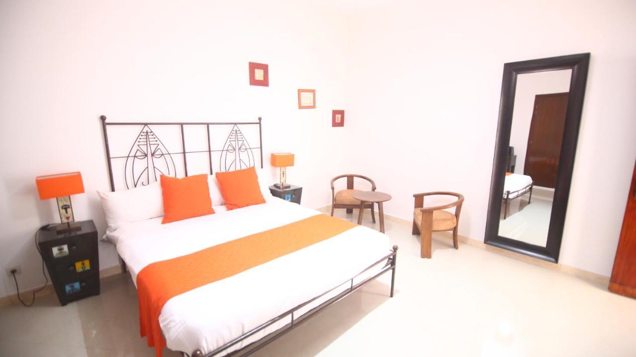 Illiyin Boutique Hotel ダカール エクステリア 写真