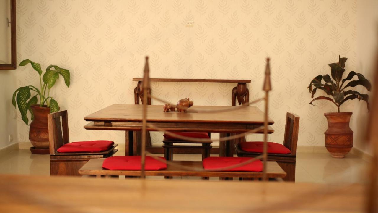 Illiyin Boutique Hotel ダカール エクステリア 写真
