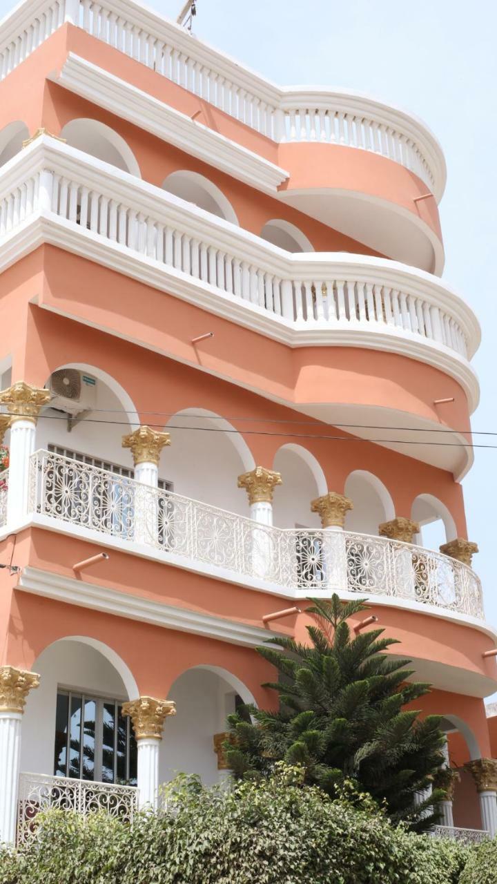 Illiyin Boutique Hotel ダカール エクステリア 写真